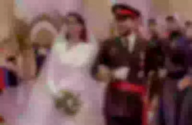 أجمل لحظات حفل زفاف الأمير حسين ورجوى ال سيف.. لحظات التقطتها الكاميرا لن تنسى حتى لو بعد 100 سنة!  شاهد