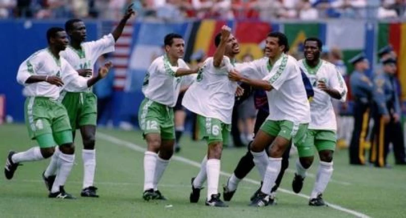 الحلم العربي يتجدد.. السعودية من أجل هدف "مارادوني" في كأس العالم (فيديو)