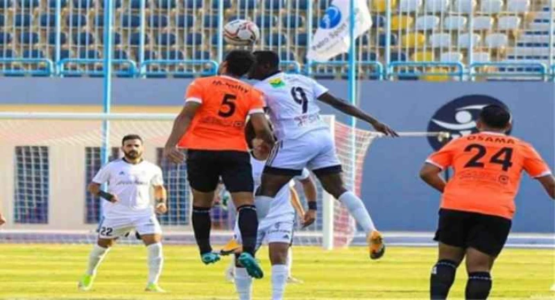الأهلي المصري يفاجئ الجميع في المباراة النارية بالوقت بدل الضائع