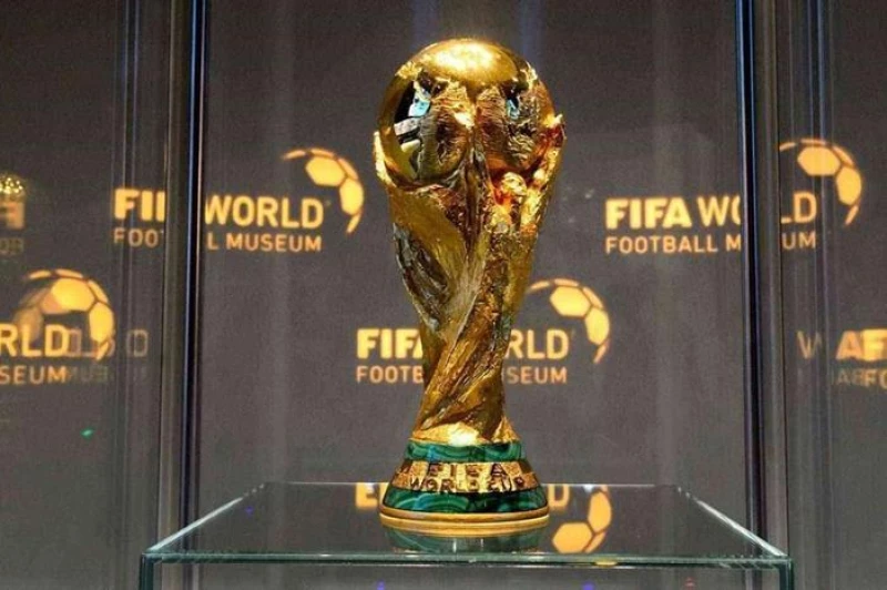 لن تصدق... لماذا أخذ الاتحاد الدولي لكرة القدم  الفيفا كأس العالم من ميسي