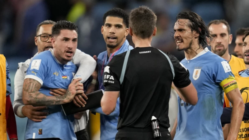 الفيفا يصدر عقوبات تأديبية بالجملة على لاعبي أوروغواي بينهم كافاني لهذا السبب الصادم