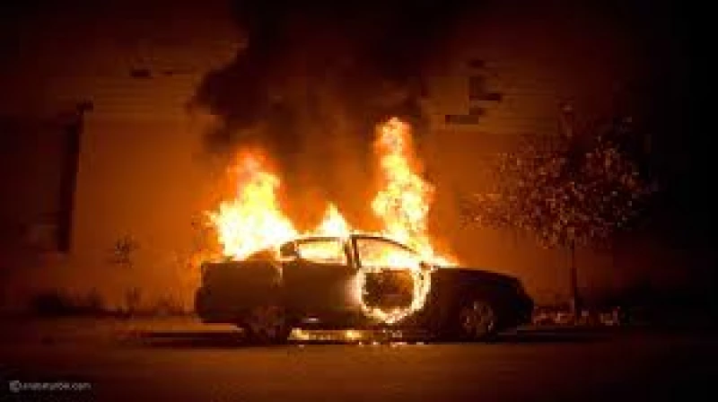 سعودي يحكي تفاصيل مرعبة...  انفجرت السيارة وهو بداخلها.... وهذا ما حدث !!