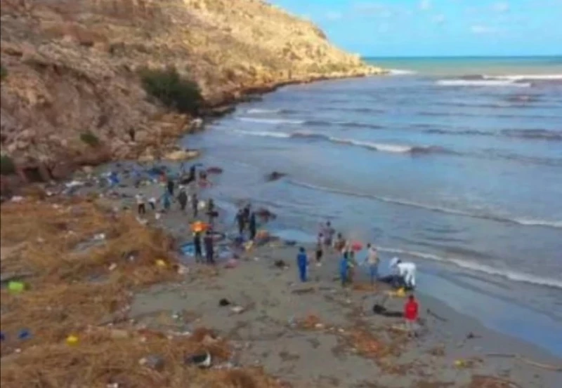 امر غريب وكارثي للغاية يطفو على سطح البحر في ليبيا بعد الفيضانات الأخيرة..ما ظهر جعل الجميع يصلون لله فورا من شدة الخوف!!